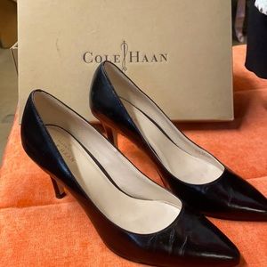 Black Leather Cole Haan Heels (Size 6.5) Worn once !